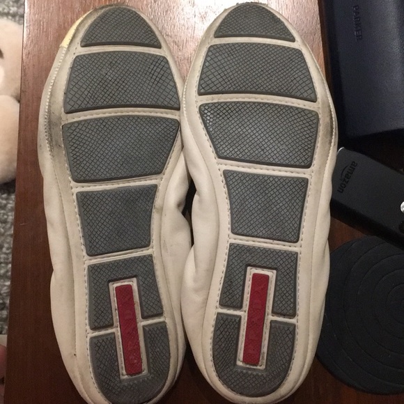 Prada flats - Picture 2 of 3